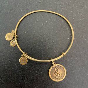 Alex & Ani bracelet S